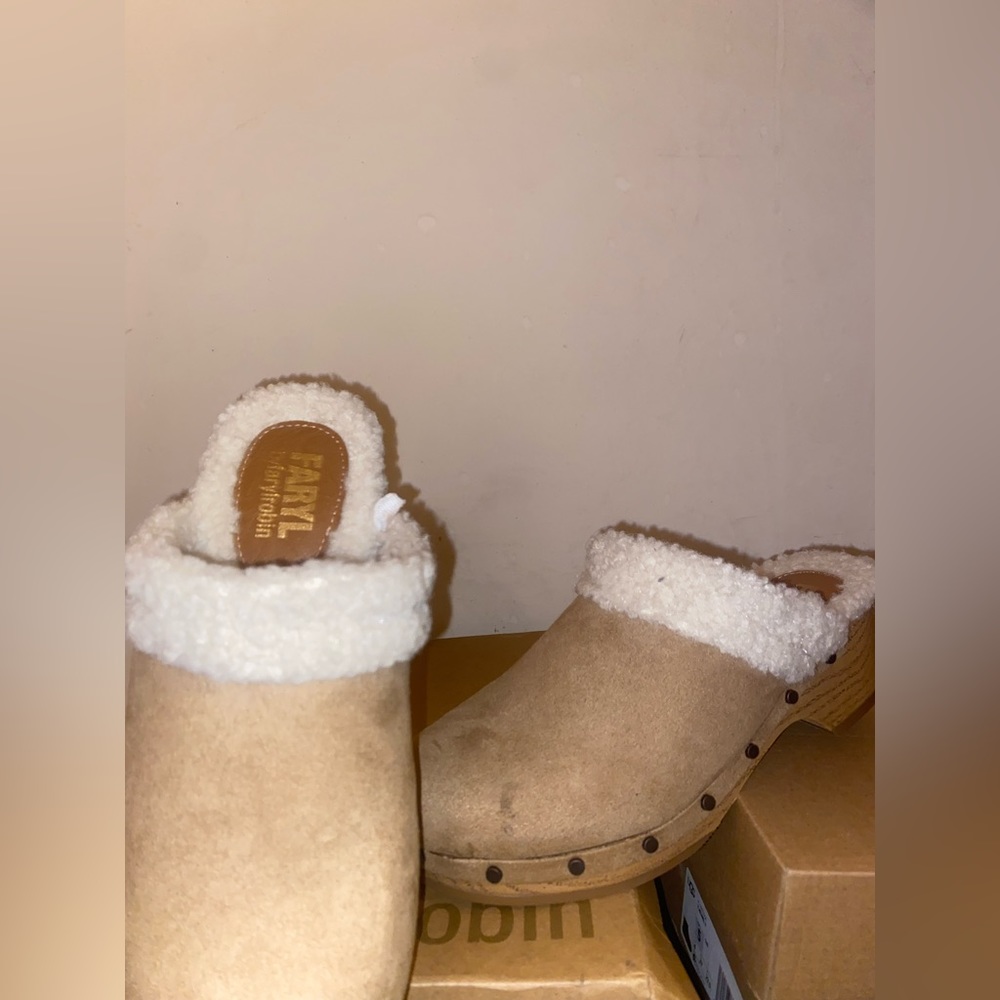 Brand New Never worn Clogs BNWOT